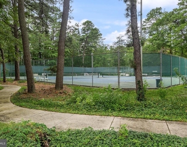 109 Huntington Drive - Photo Thumbnail 26
