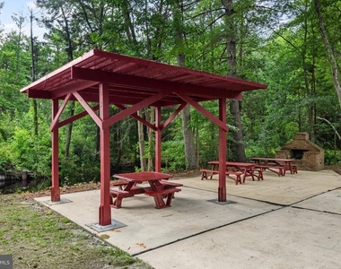 109 Huntington Drive - Photo Thumbnail 29