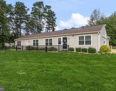 109 Huntington Drive - Photo Thumbnail 27