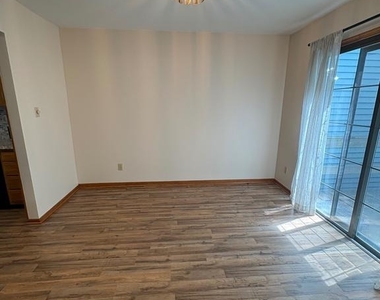 8 Partridge Court - Photo Thumbnail 10