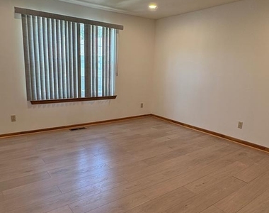 8 Partridge Court - Photo Thumbnail 29