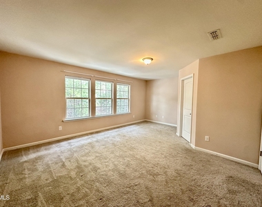 1415 Montonia Street - Photo Thumbnail 13