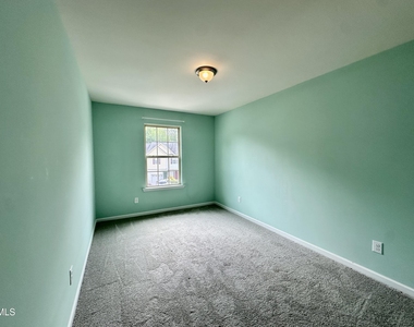 1415 Montonia Street - Photo Thumbnail 19