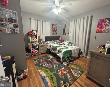 551 French Street - Photo Thumbnail 13