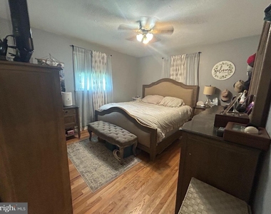 551 French Street - Photo Thumbnail 11