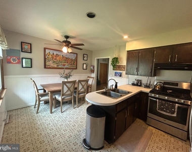 551 French Street - Photo Thumbnail 5