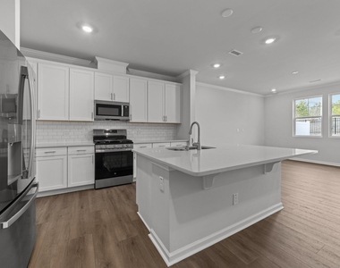1105 Aberleigh Lane - Photo Thumbnail 10