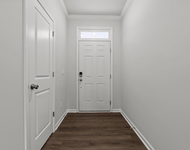 1105 Aberleigh Lane - Photo Thumbnail 5