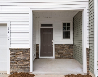 1105 Aberleigh Lane - Photo Thumbnail 4