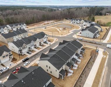 1105 Aberleigh Lane - Photo Thumbnail 39