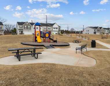 1105 Aberleigh Lane - Photo Thumbnail 50