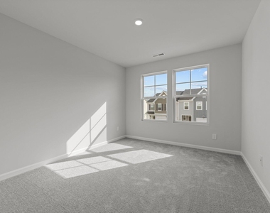 1105 Aberleigh Lane - Photo Thumbnail 17