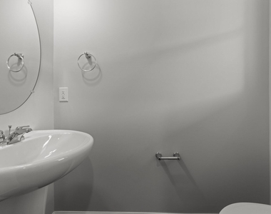 1105 Aberleigh Lane - Photo Thumbnail 13
