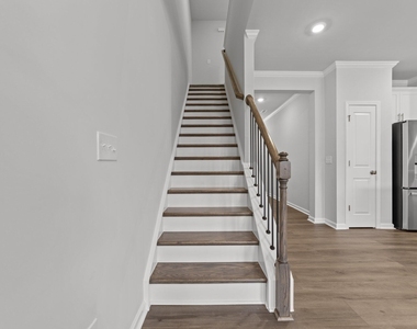 1105 Aberleigh Lane - Photo Thumbnail 15