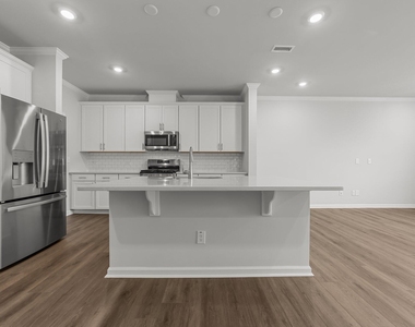 1105 Aberleigh Lane - Photo Thumbnail 6