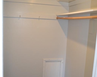 10214 Prince Place - Photo Thumbnail 14