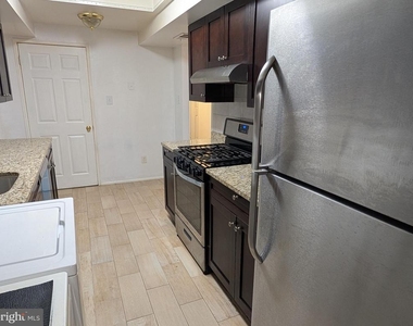 10214 Prince Place - Photo Thumbnail 8