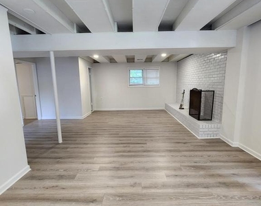 2703 Bey Court - Photo Thumbnail 15