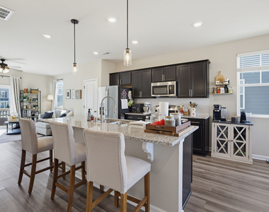 5933 Illuminate Avenue - Photo Thumbnail 3