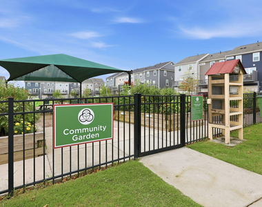 5933 Illuminate Avenue - Photo Thumbnail 24