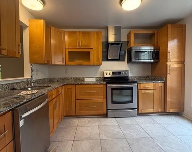 5023 Colburn Terrace - Photo Thumbnail 4
