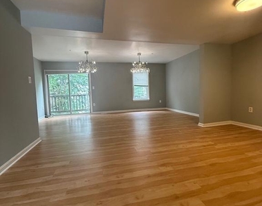 5023 Colburn Terrace - Photo Thumbnail 9