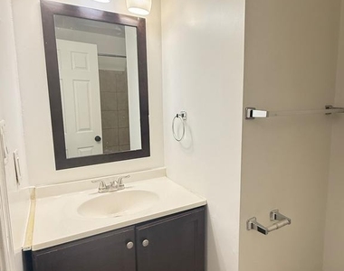 5023 Colburn Terrace - Photo Thumbnail 19