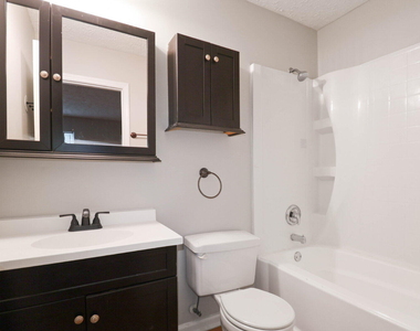 1709 Calypso Court - Photo Thumbnail 15