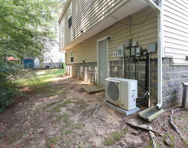 1709 Calypso Court - Photo Thumbnail 29