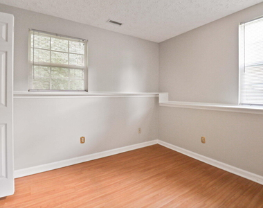 1709 Calypso Court - Photo Thumbnail 20