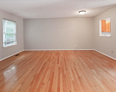 1709 Calypso Court - Photo Thumbnail 13