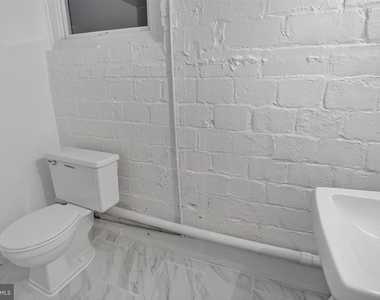 4705 Hunt Avenue - Photo Thumbnail 26