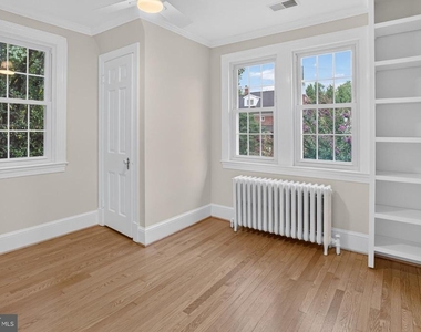 4705 Hunt Avenue - Photo Thumbnail 19