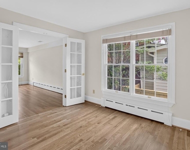 4705 Hunt Avenue - Photo Thumbnail 7