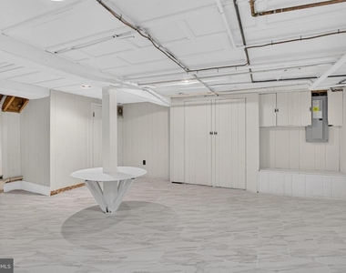 4705 Hunt Avenue - Photo Thumbnail 25