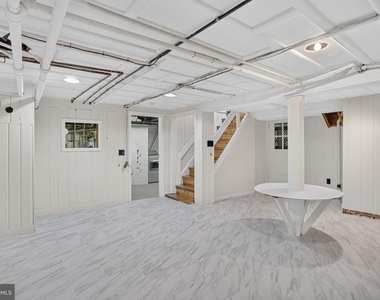 4705 Hunt Avenue - Photo Thumbnail 24