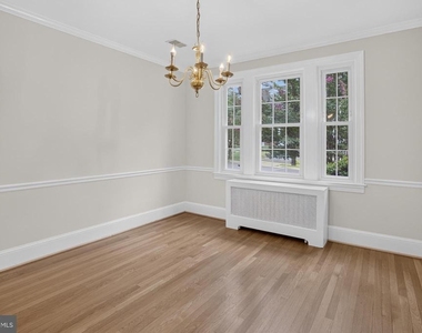 4705 Hunt Avenue - Photo Thumbnail 13