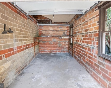 4705 Hunt Avenue - Photo Thumbnail 28
