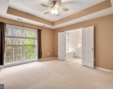 19421 Rayfield Dr - Photo Thumbnail 16