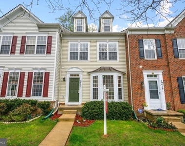 19421 Rayfield Dr - Photo Thumbnail 36