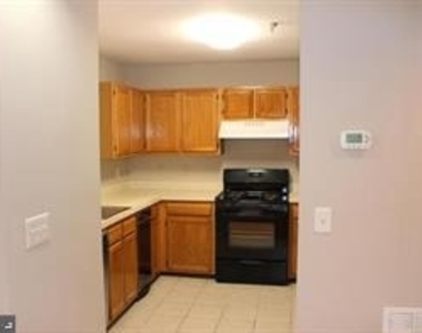 19003 Lark Song Terrace - Photo Thumbnail 5
