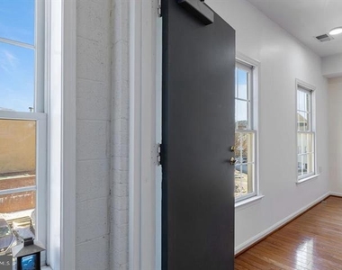 232 Main Street - Photo Thumbnail 17