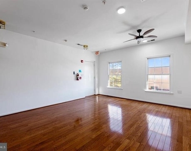 232 Main Street - Photo Thumbnail 16