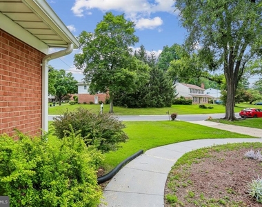903 Annmore Drive - Photo Thumbnail 1
