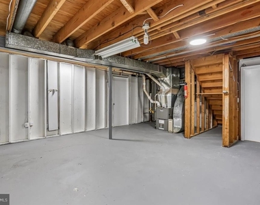 903 Annmore Drive - Photo Thumbnail 41
