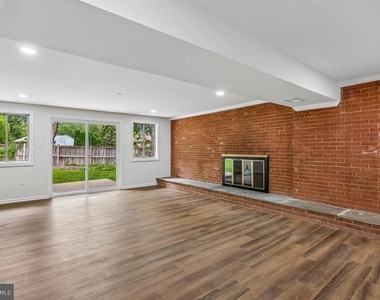 903 Annmore Drive - Photo Thumbnail 32
