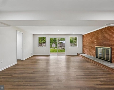 903 Annmore Drive - Photo Thumbnail 31