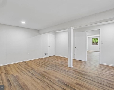 903 Annmore Drive - Photo Thumbnail 35