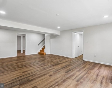 903 Annmore Drive - Photo Thumbnail 33