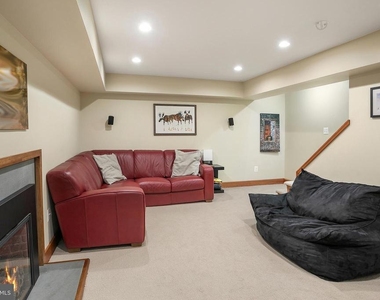 2800 Greenvale Street - Photo Thumbnail 49
